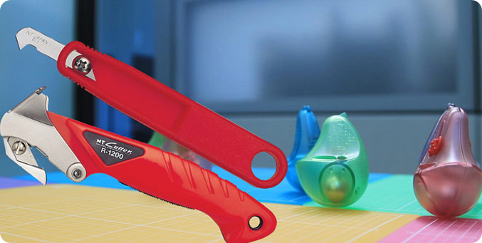 PLASTIC CUTTERS From Lion Office Product